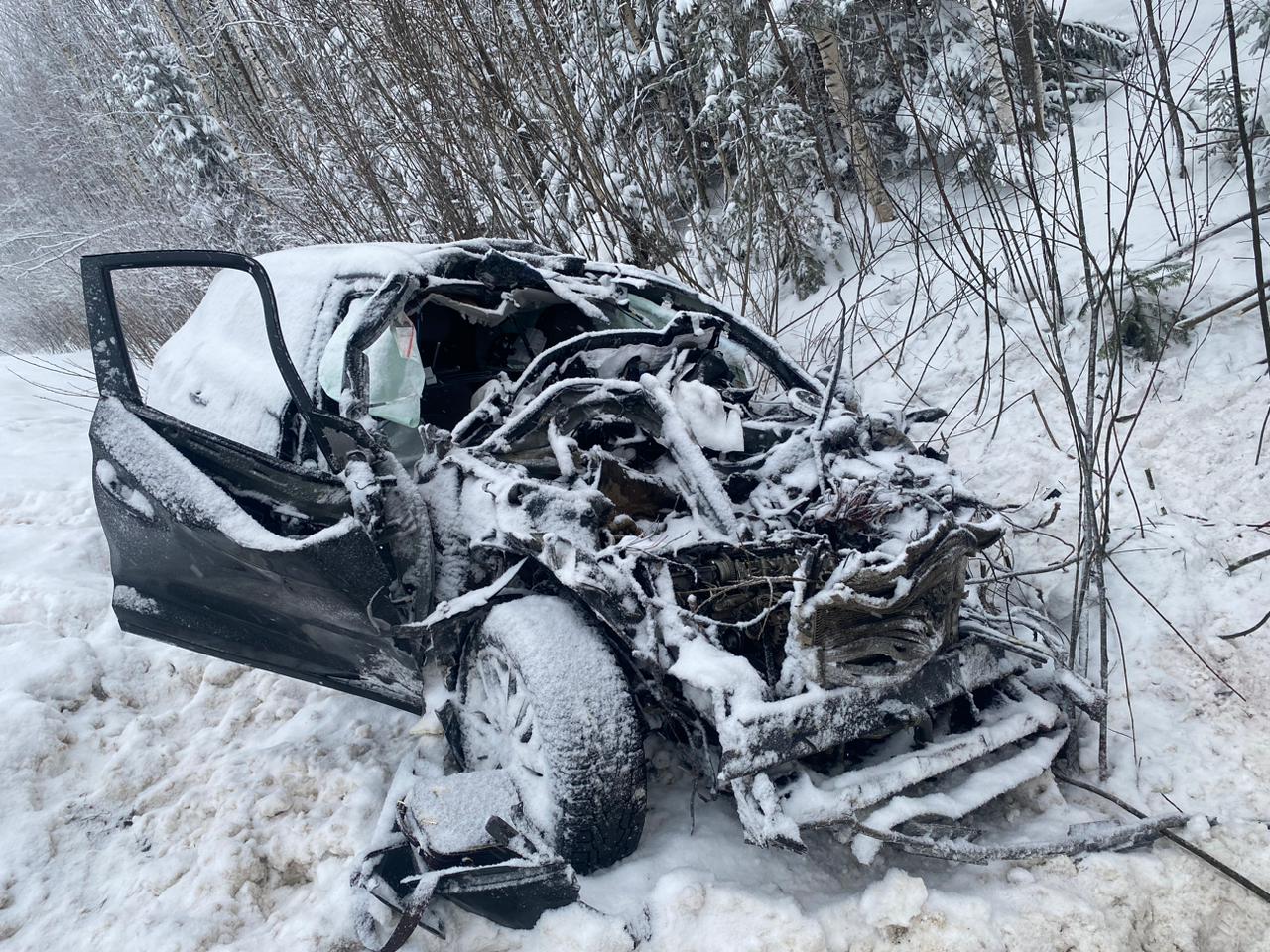 В 2023 году количество погибших людей в автомобильных авариях возросло в два раза.