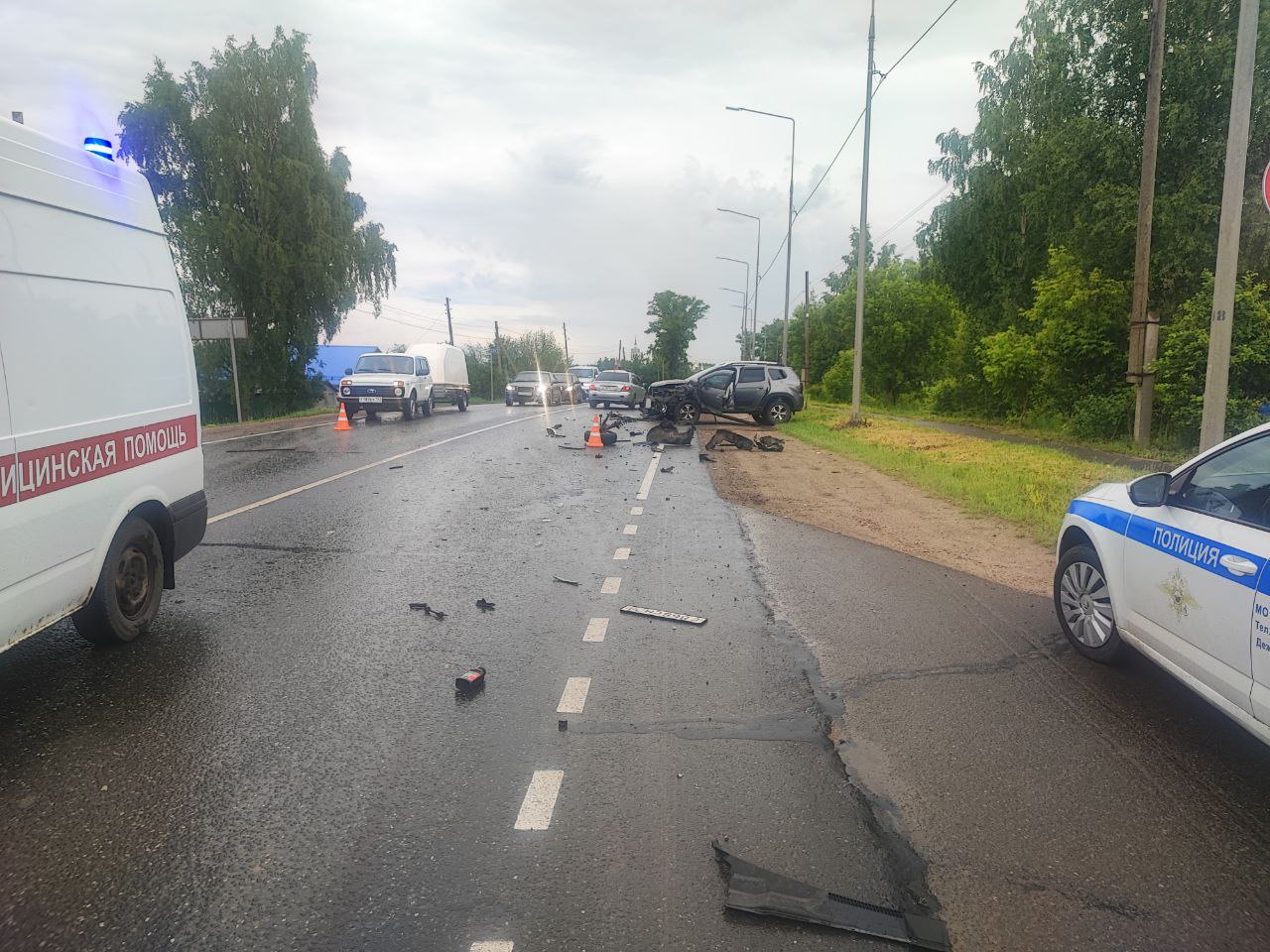 Гоасвтоинспекция города Кирово-Чепецка напоминает, что выезд на полосу встречного движения является опасным маневром.