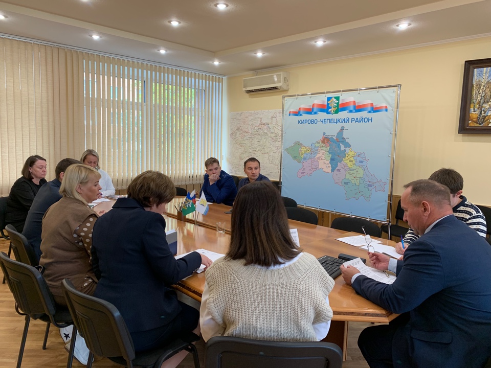 Прошло заседание межведомственной комиссии при администрации района по противодействию коррупции в Кирово-Чепецком районе.