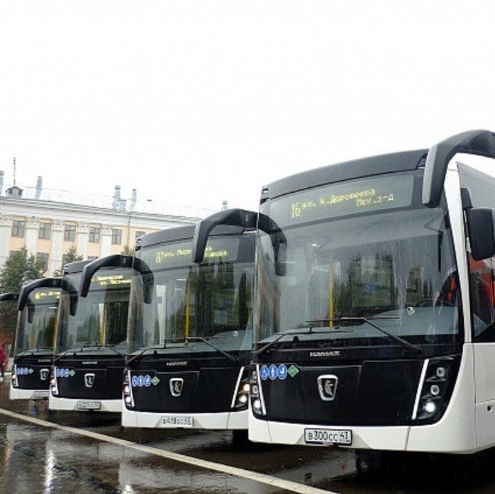 Новые автобусы получат почти все районы Кировской области  .